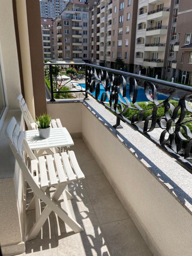 Pearl Apartments Burgasz Kültér fotó